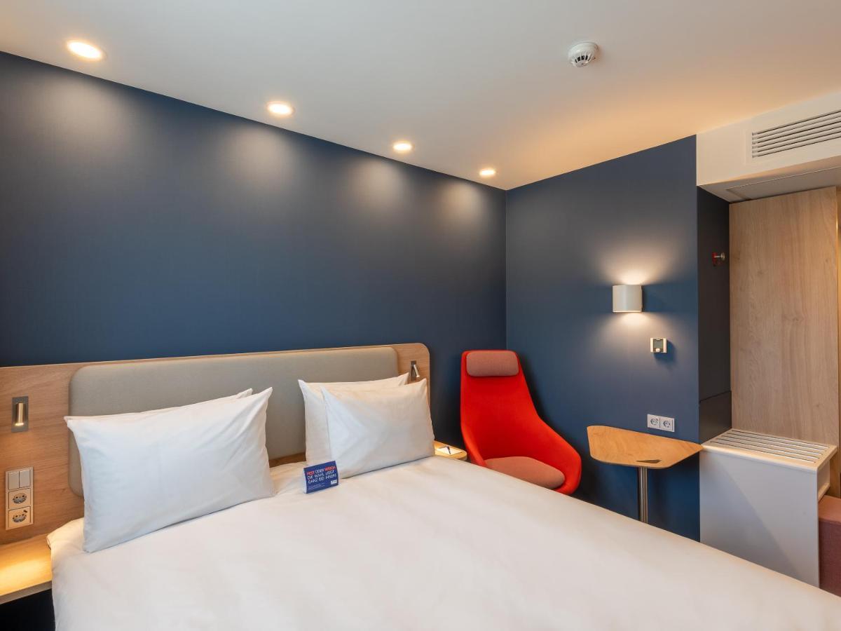 אגסטורף Holiday Inn Express - Hamburg South A7-As42, An Ihg Hotel מראה חיצוני תמונה